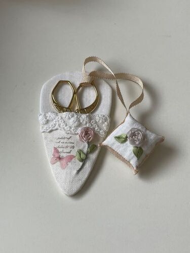 リボン刺しゅう